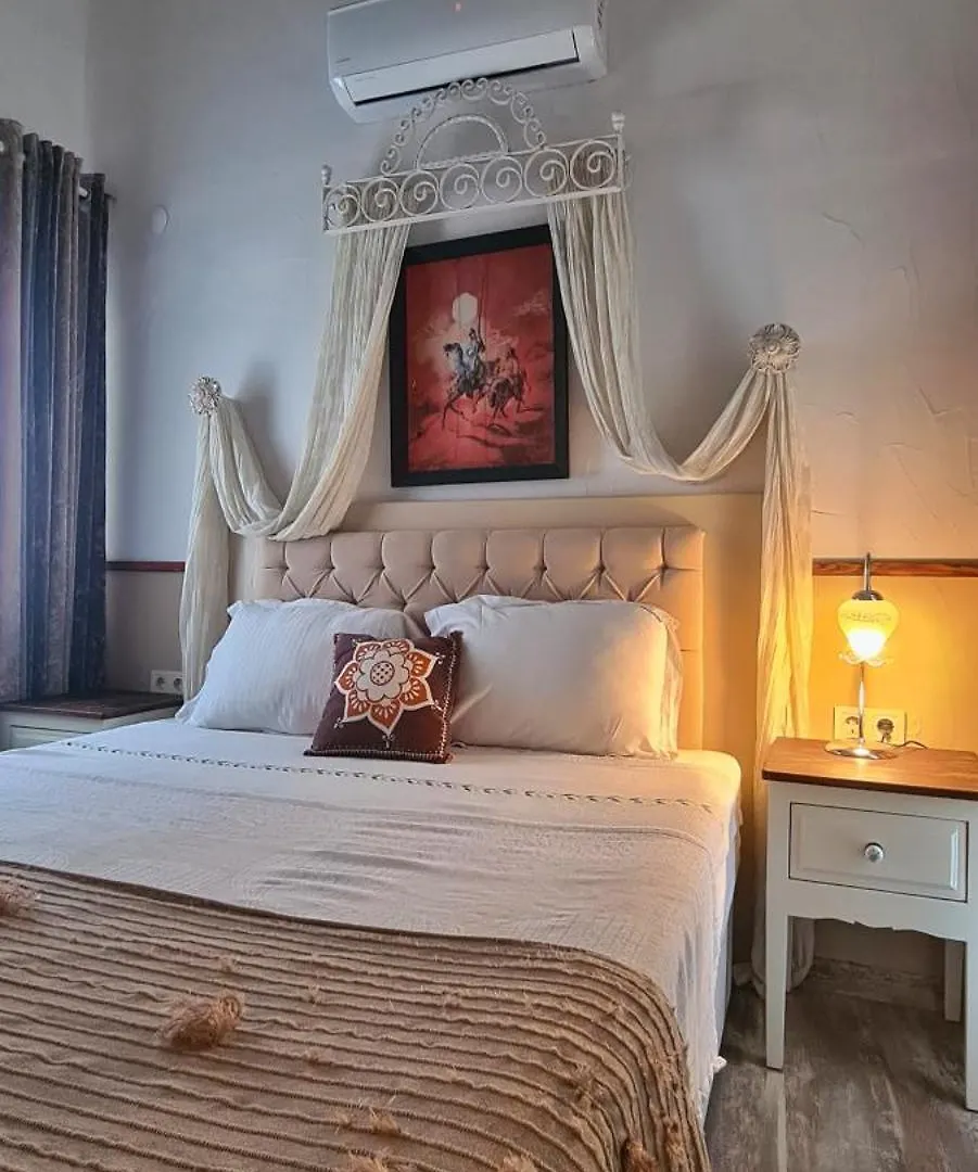 Mon Ilica Otel Çeşme