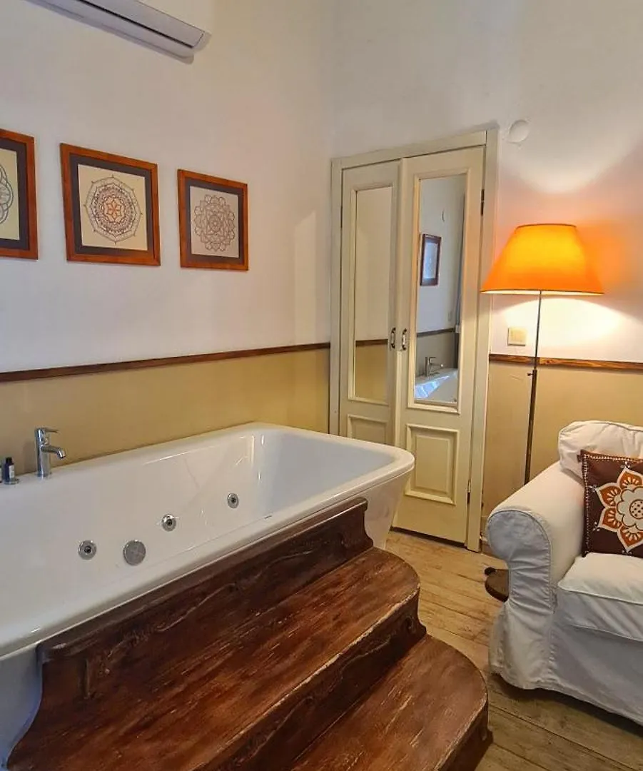 Mon Ilica Otel Çeşme